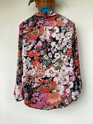Camisa de flores Zara