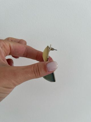 Pendientes largos piedras de colores de Parfois