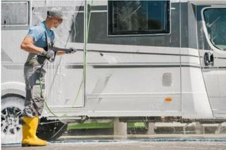 LIMPIEZA DE AUTOCARAVANA; CAMPER Y CARAVANAS