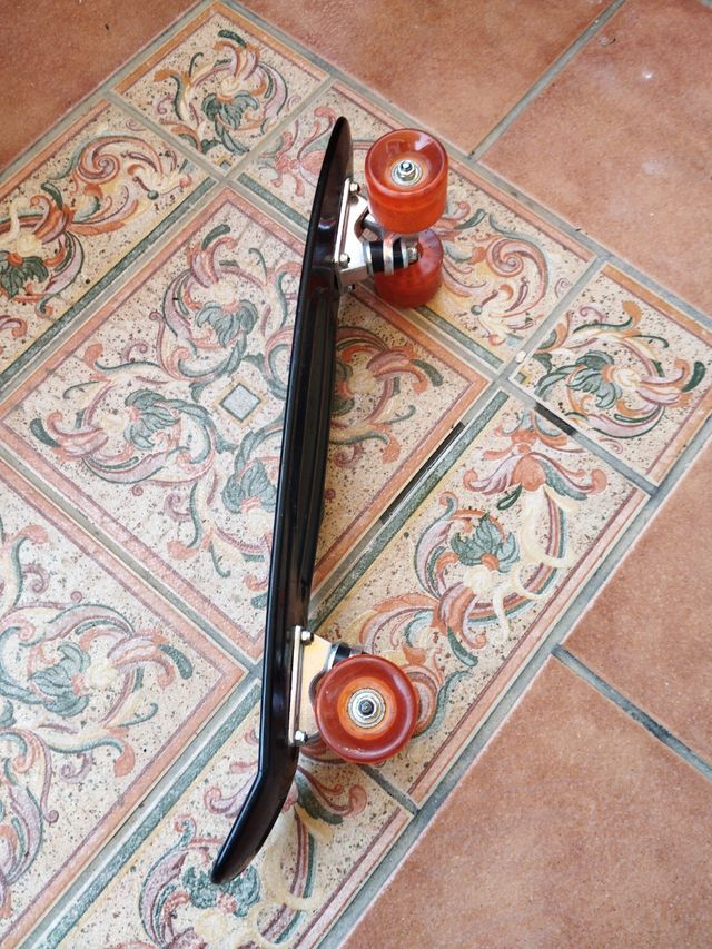 skateboard/monopatín