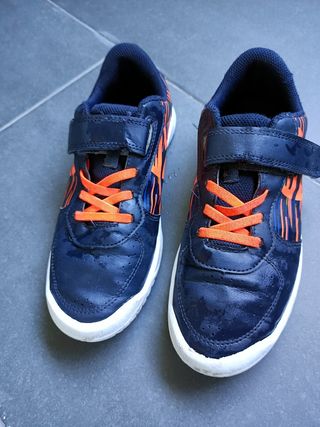 Zapatillas playeras decathlon niño.t-37