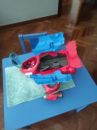 Avión spiderman