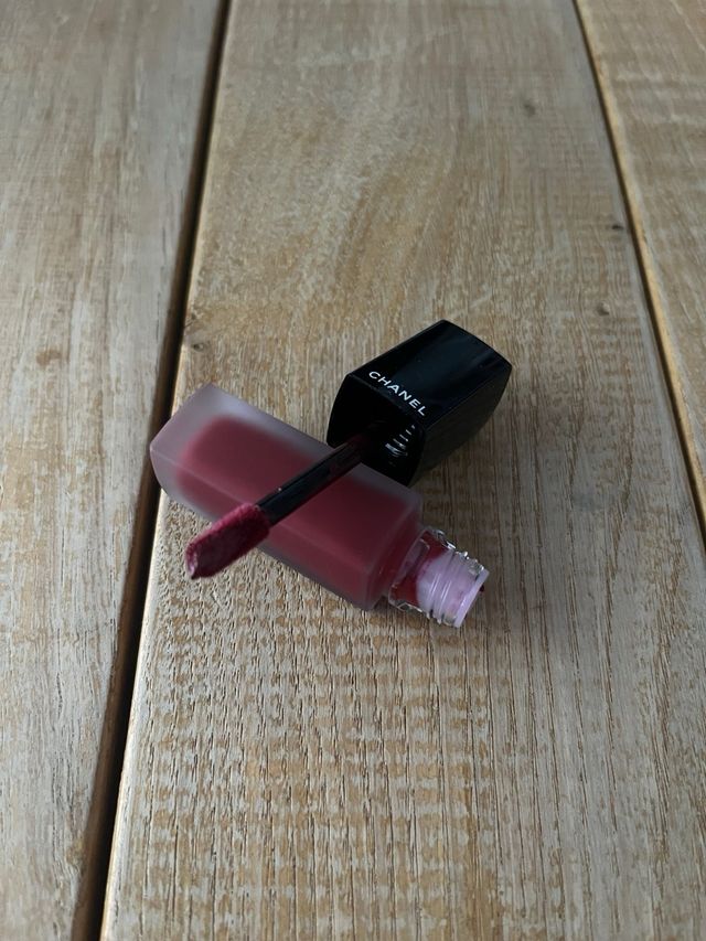 Barra de labios líquida de Chanel