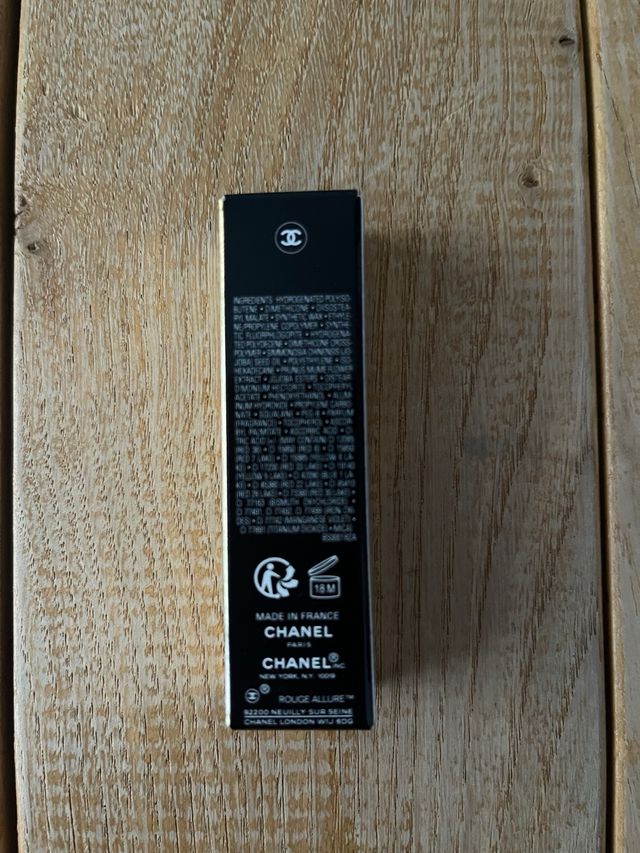 Barra de labios líquida de Chanel