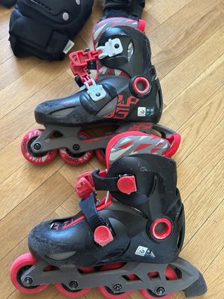 Patines talla 30-32 con protecciones