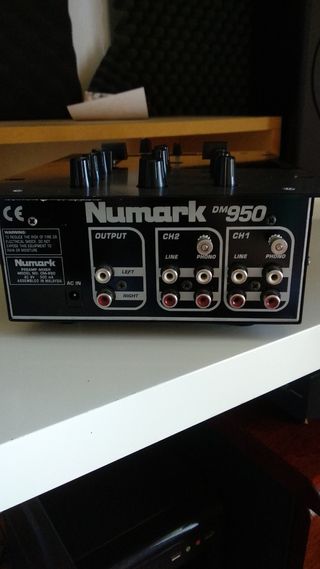 Numark DM 950