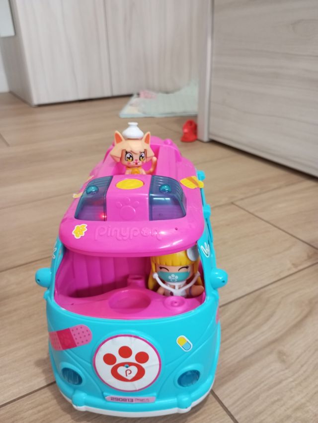 PinyPon- Ambulancia de mascotas