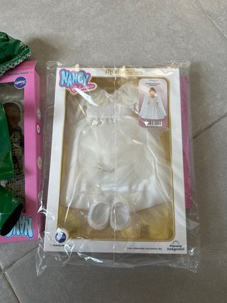Vestido novia +chubasquero de regalo