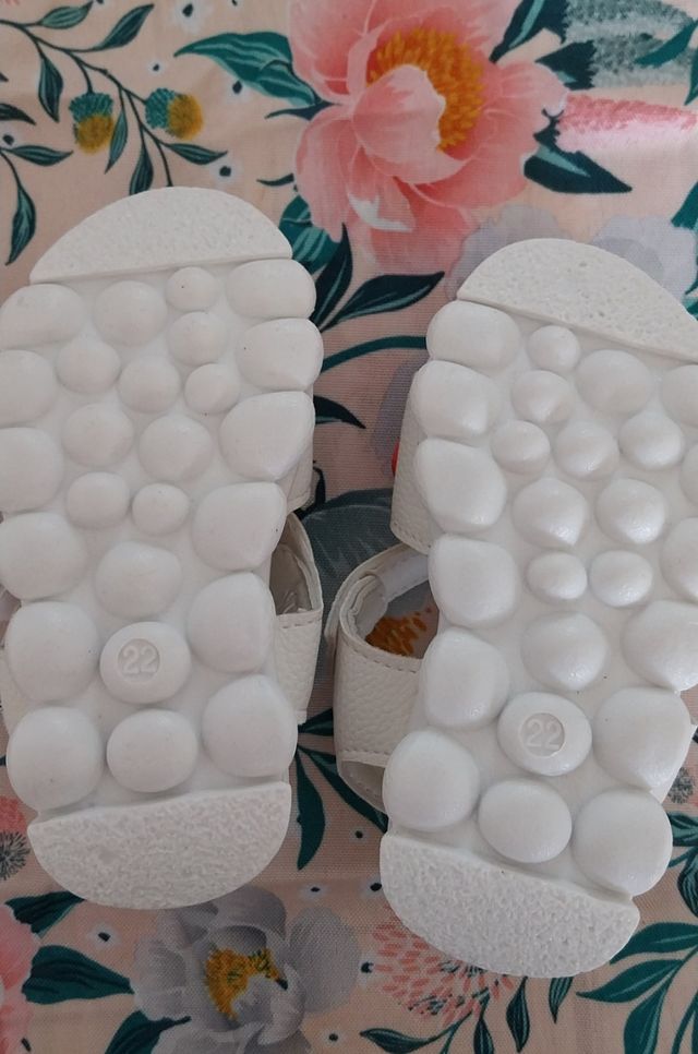 Sandali con cuoricini