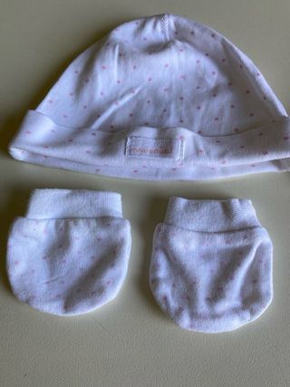 Cappellini e manopole bimba