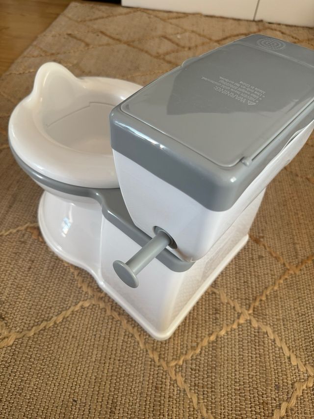 Baño inodoro wc niños