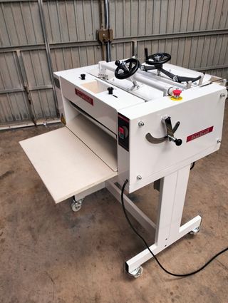 FORMADORA DE BARRAS SUBAL