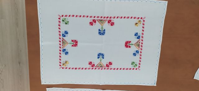 Manteles individuales lagarterana con servilletas