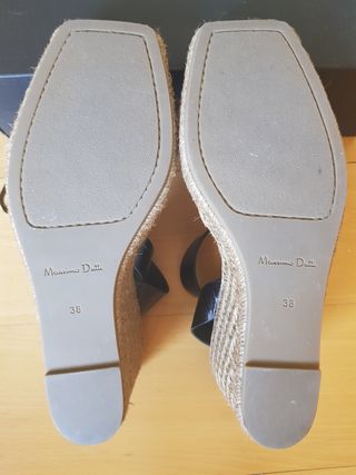 Sandalias de cuña de Massimo Dutti 