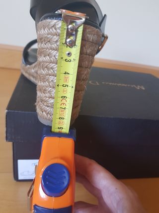 Sandalias de cuña de Massimo Dutti 
