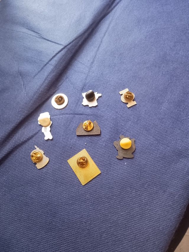 Pines antiguos vintage (2 euros unidad)