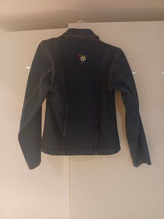 Cazadora tejana niña