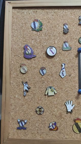 Gran colección de pins del Real Madrid