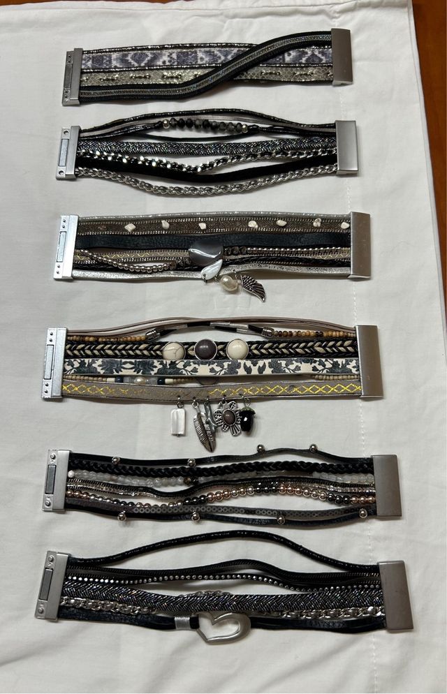 Lote de 21 Pulseras Bonitas