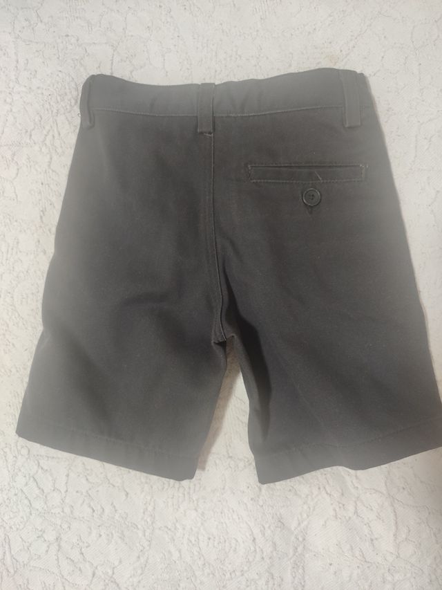 Pantalón corto Uniforme Fundación Unicaja Talla 2