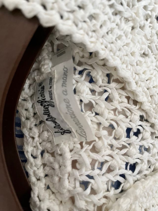 Golfino lavorazione a mano