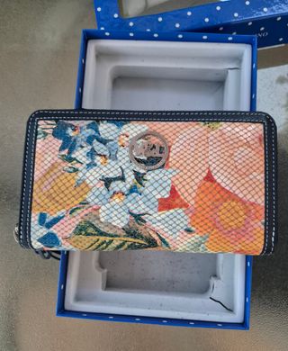 Cartera monedero de Victorio & Lucchino