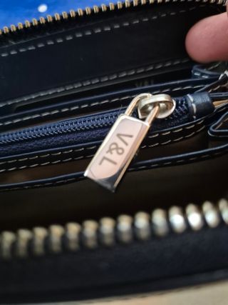 Cartera monedero de Victorio & Lucchino