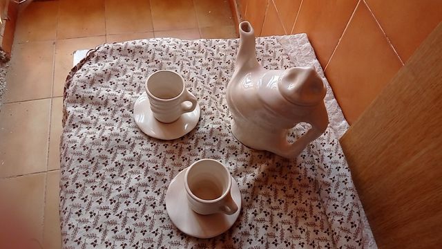 Tetera y 2 tacitas vintage estilo Gaudí