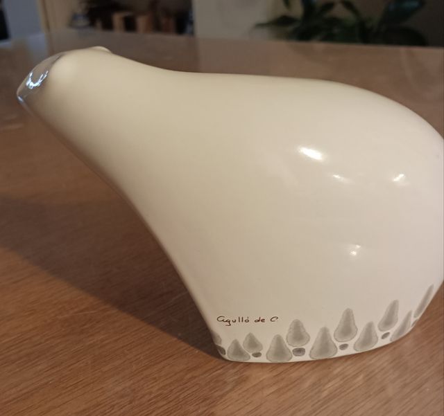 Escultura de Aguyó de C.