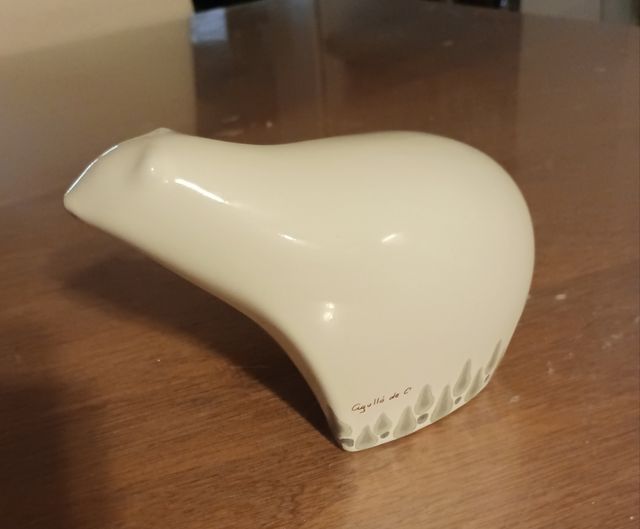 Escultura de Aguyó de C.