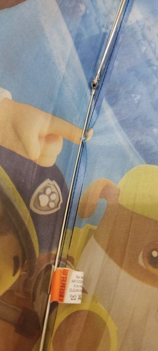 Paraguas infantil y otro de regalo