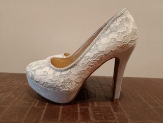 Zapatos de mujer con tacón alto