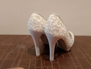 Zapatos de mujer con tacón alto
