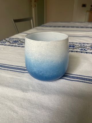 Porta candele blu e bianco