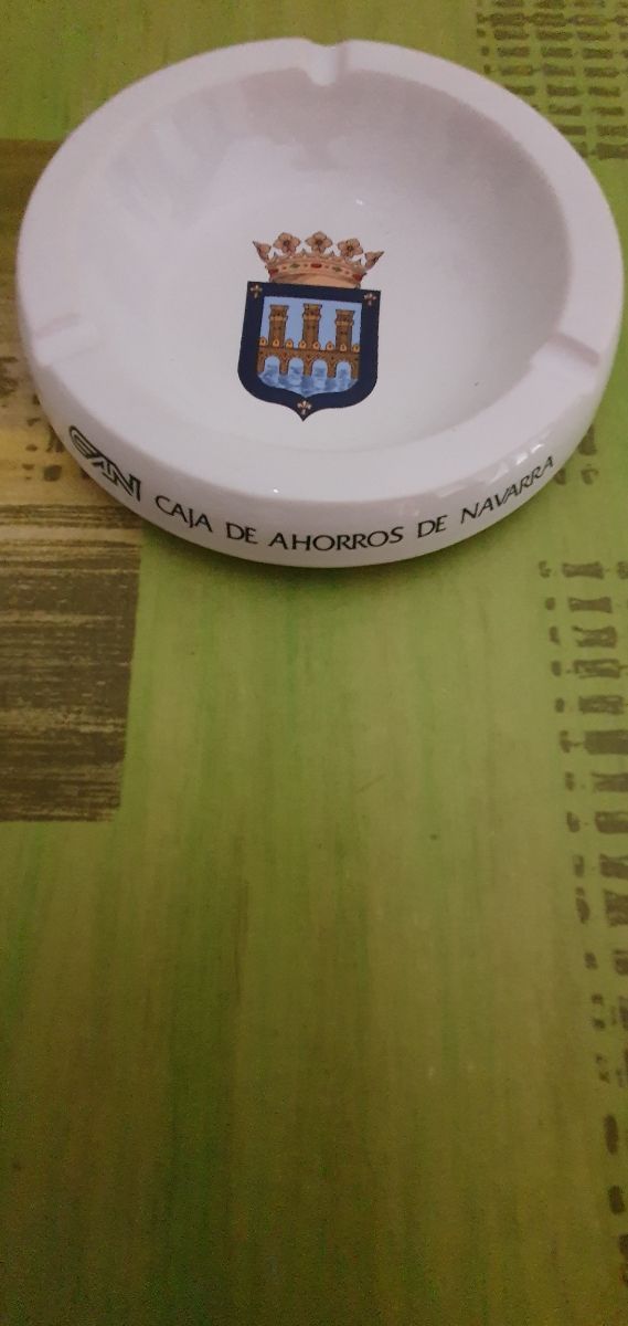 3 x 2 CINZEIROS EM VIDRO