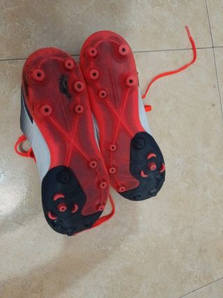 Zapatos futbol niño