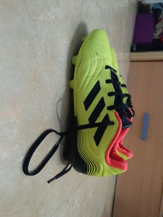 Zapatos futbol