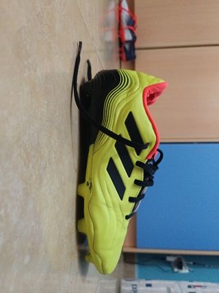 Zapatos futbol