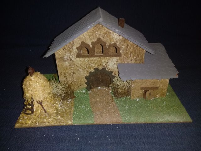 Maqueta casita granja