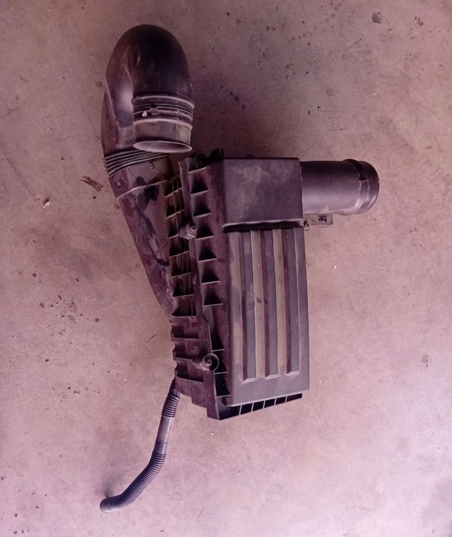 Caja filtro aire vw scirocco 2.0 tsi 180cv