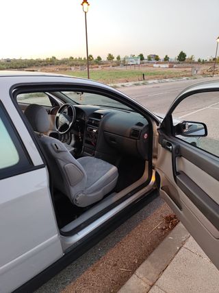 Opel Astra 1999