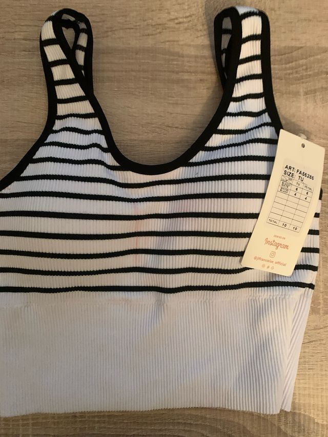 Top elastico negro y blanco