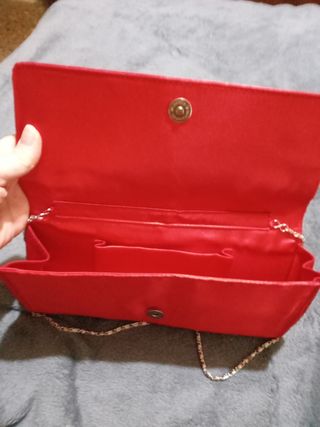 Bolso de fiesta rojo de raso