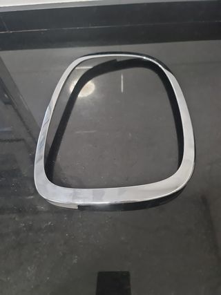 Moldura derecha piloto trasero Mini F56