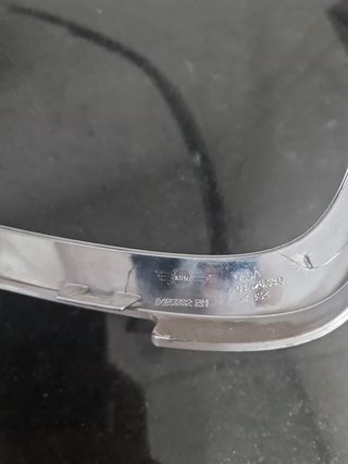 Moldura derecha piloto trasero Mini F56