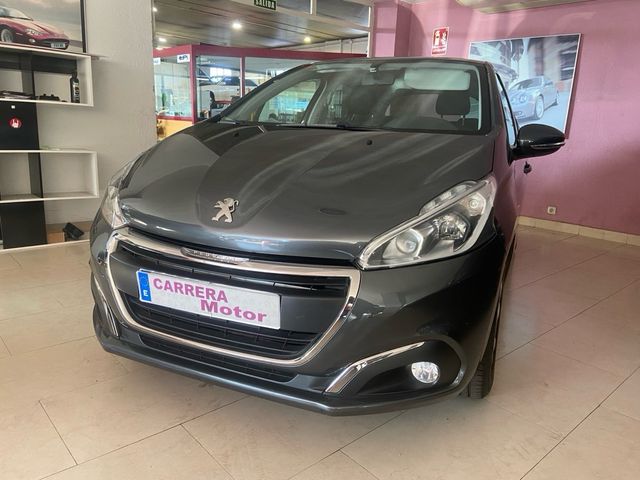 Peugeot 208 2016