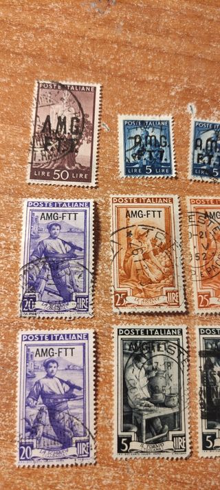Lotto di 26 francobolli TRIESTE ZONA A