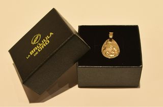 COLGANTE DE ORO 18K/2.0 Gr