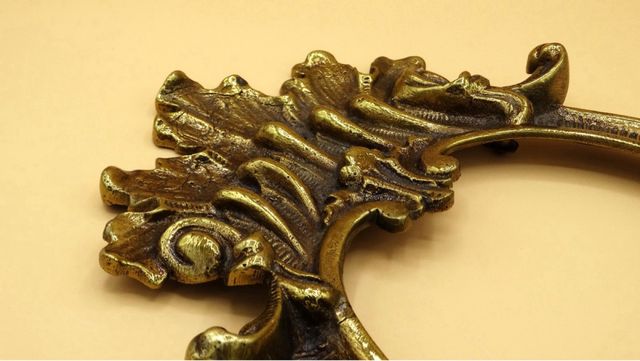 Exclusivo Marco de Bronce Antiguo