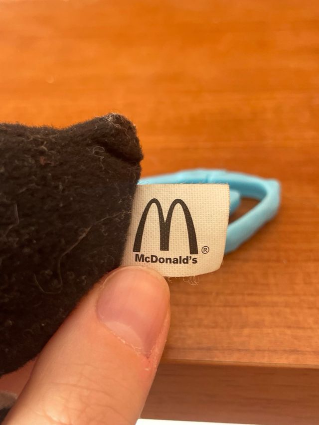 Surf's Up Pinguino McDonald's 2007